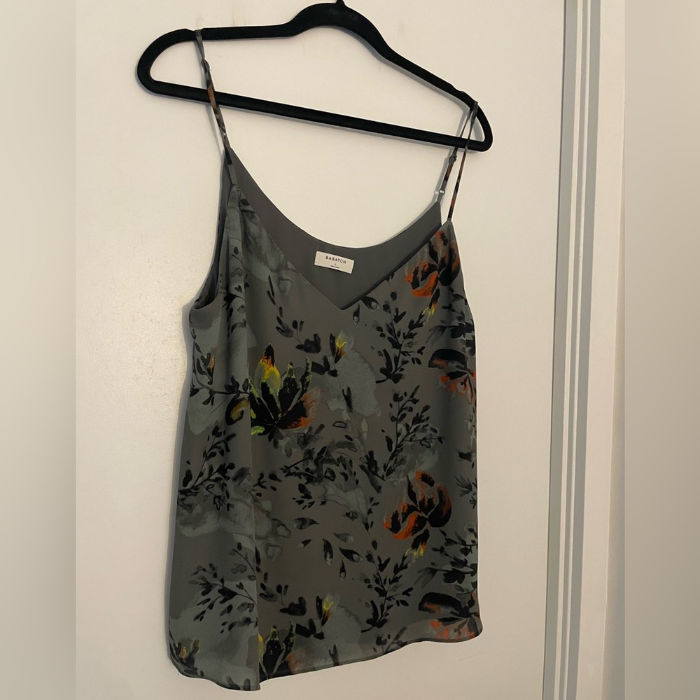 Babaton Everly Grey Floral Camisole, Size Large.
